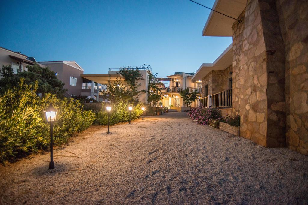 Belvedere Agia Marina Exterior foto